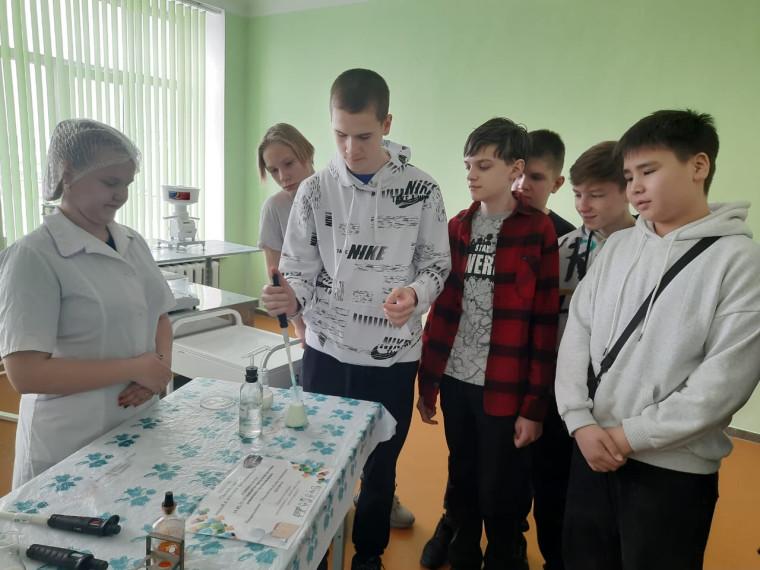 Техникум мясной и молочной промышленности.